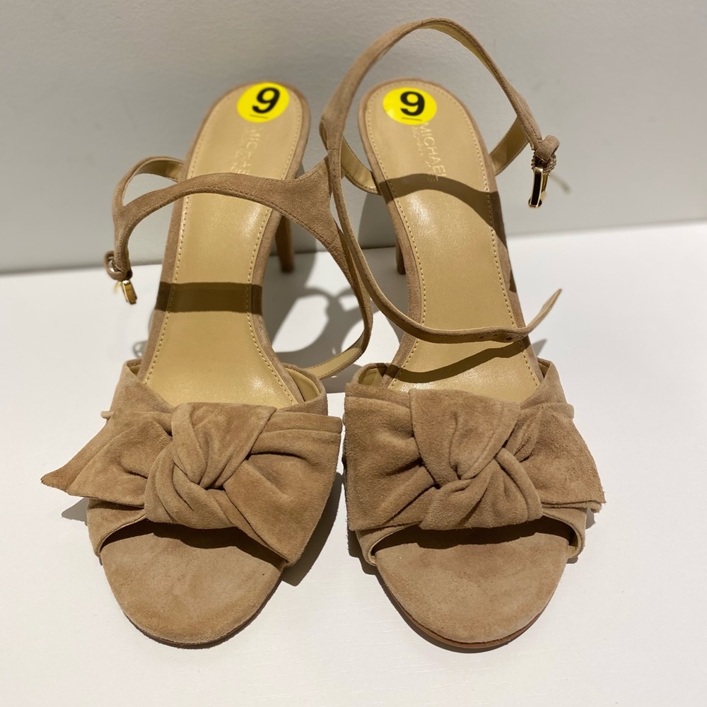 Michael Kors tan sandals